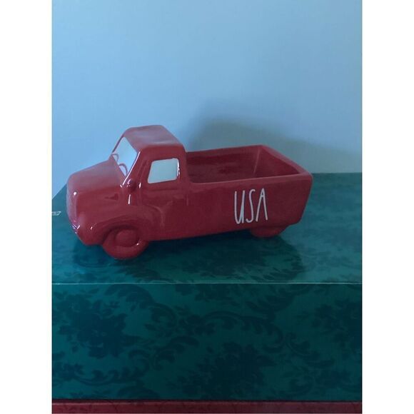 Rae Dunn Fourth 4th Of July Ceramic Truck - Picture 1 of 2